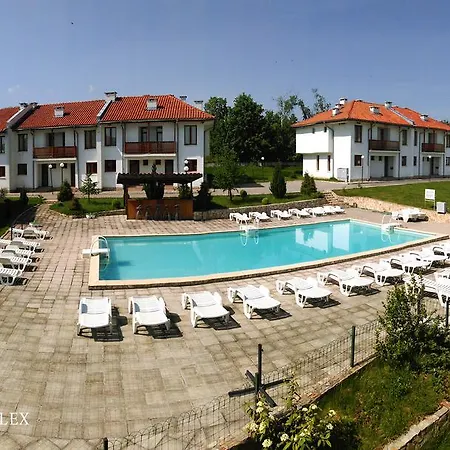 Ваканционно селище комплекс калина Долна баня