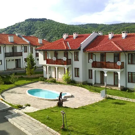 комплекс калина Ваканционно селище Долна баня